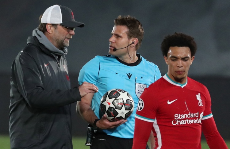 罗威缺阵+克林根不打！开拓者扶正杨瀚森，或迎来生涯第一次首发