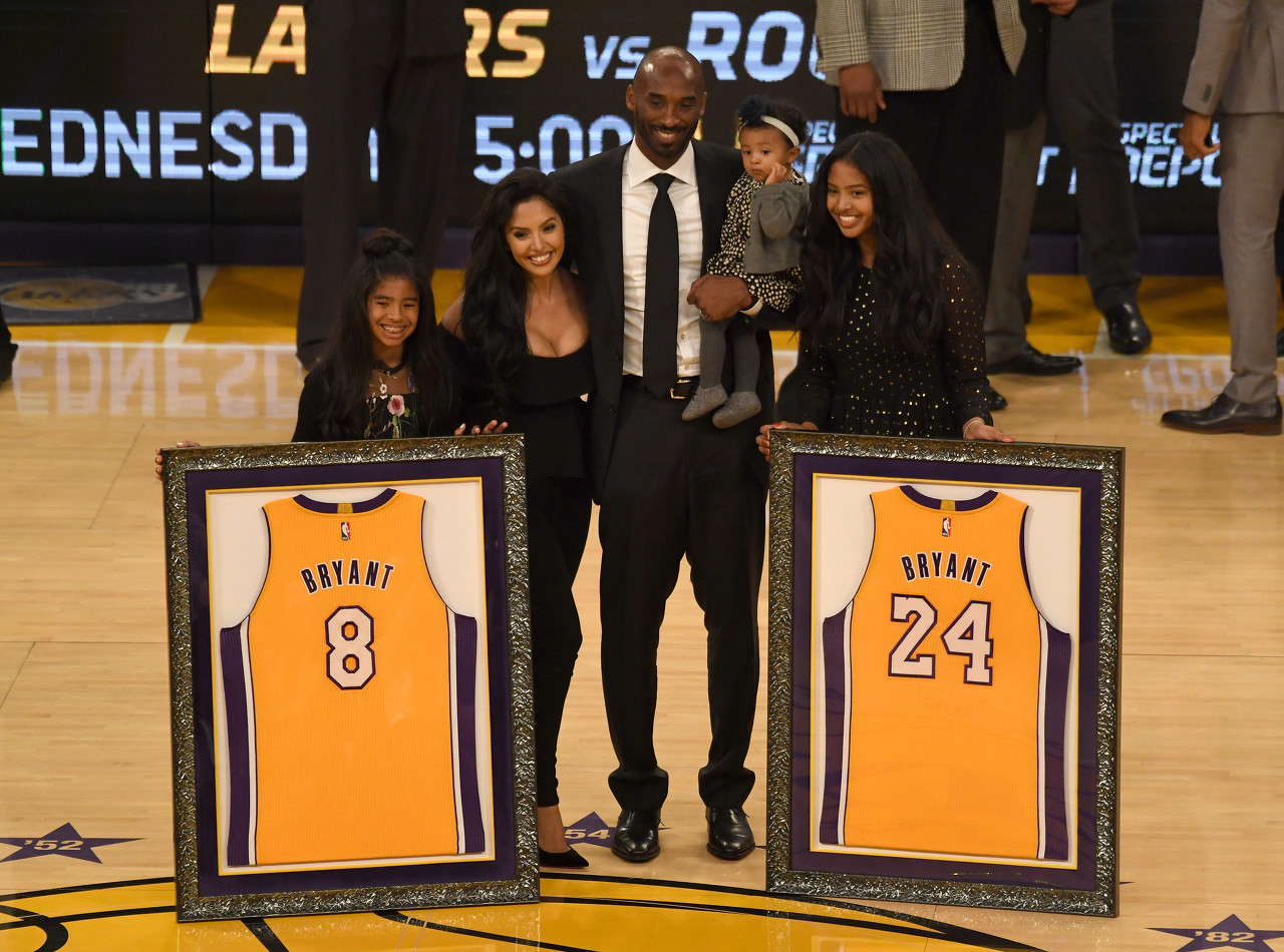 本赛季的首 本赛季的首